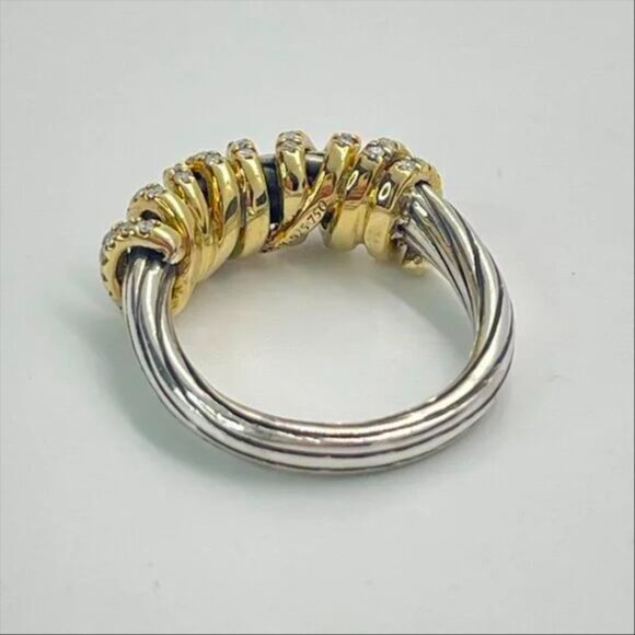 David Yurman Helena Ring with Diamonds & 18k Gold - Picture 5 of 10